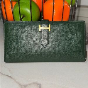 Authentic Vintage Hermes Bearn Green Epsom Wallet.